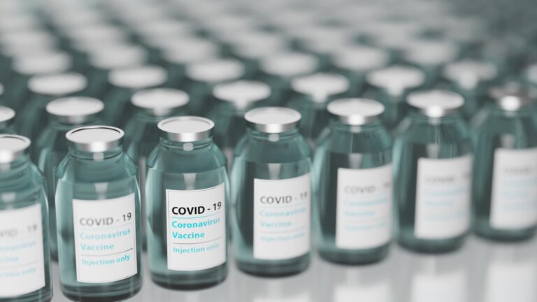 Read more about the article The COVID-19 Vaccine and Seniors