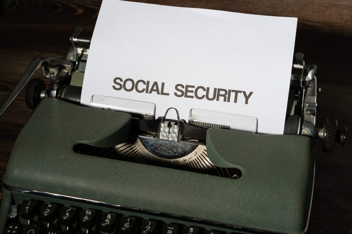 Read more about the article 2024 Social Security COLA: Benefits Will Increase by 3.2 Percent